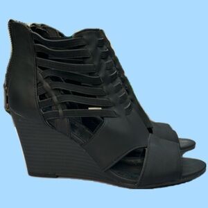 Rampage Black Wedge Heels
